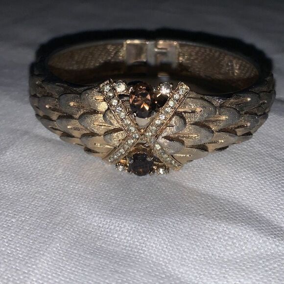 Vintage 1960’s Gold Tone Smoky Quartz Snake Dragon Scale Hinge Swiss Watch - Picture 4 of 15